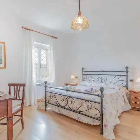 Le Vigne Di Clementina Fabi בית חווה