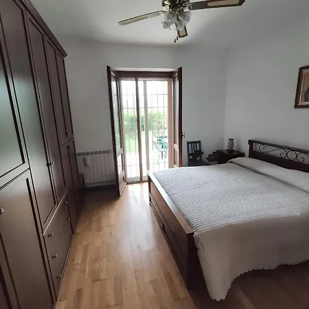 Le Vigne Di Clementina Fabi * Montedinove